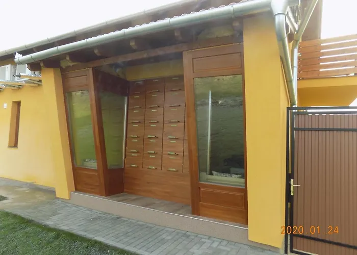 fotos do Kaptárlevegős Vendégház Füzesgyarmat