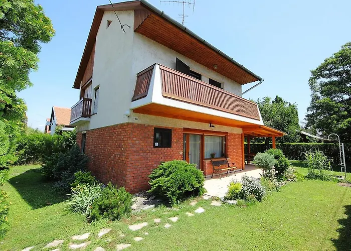 fotos do Holiday Home Brico By Interhome Balatonkeresztúr