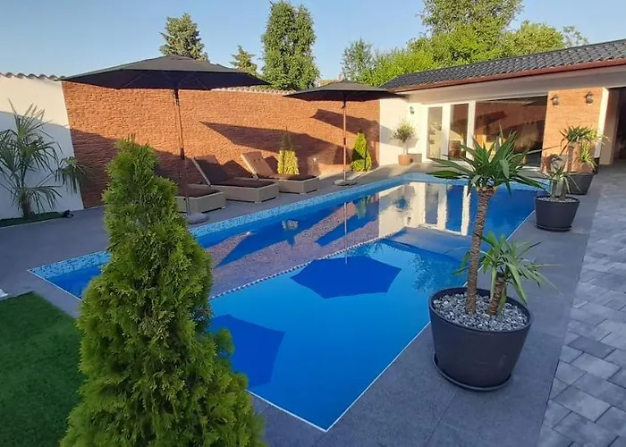 Koren Villa Akaszto foto