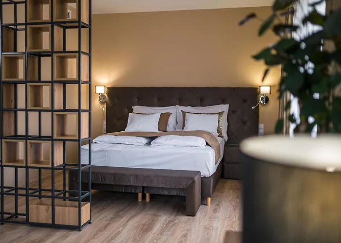 Photo de Kistuecsoek Food & Room Balatonszárszó