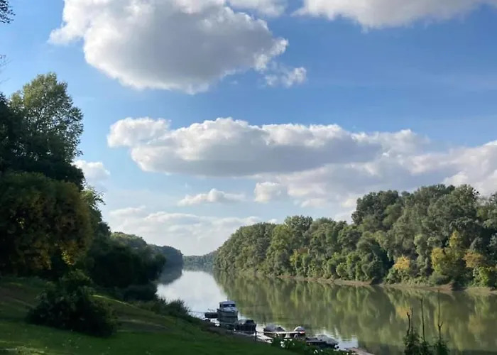 Part Kavezo Es Apartman Martfu Apartment photo