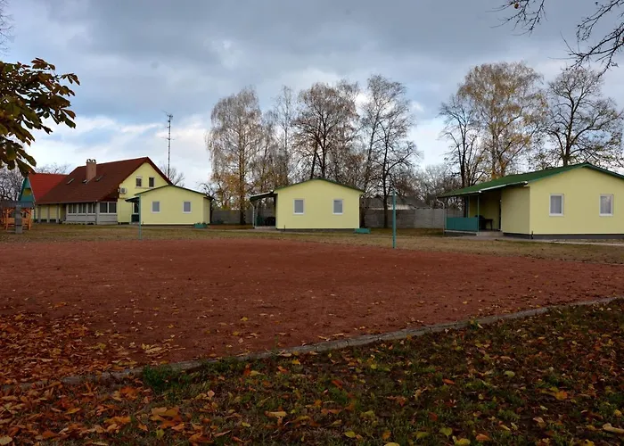 Фото Gesztenyes Apartmanhaz Tiszaalpar