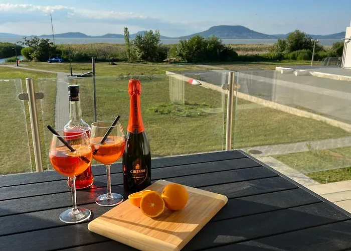 Balatonfenyves Panorama Apartman照片