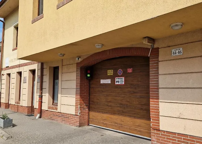 Newpearl Apartman 쇼프론 사진