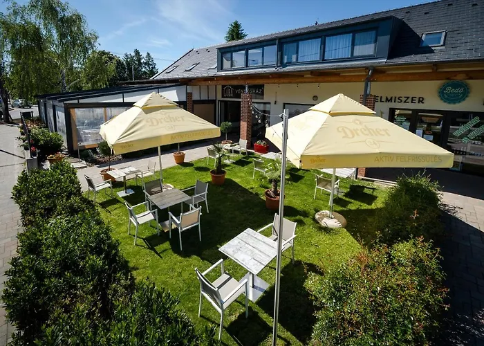 Pipacs Panir & Grill Garden Vendeghaz Hotel Gyorujbarat photo