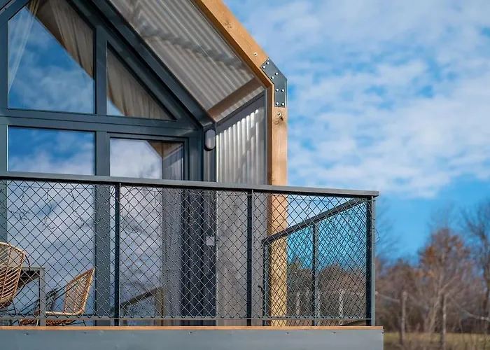 Фото Premium Sustainable Cabins Mecsek Reindeer Hosszuheteny