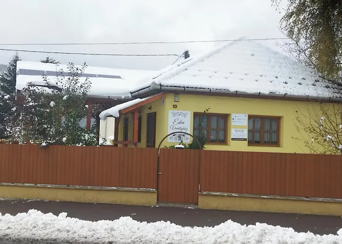 Eden Vendeghaz Daire Kisnána fotoğrafı