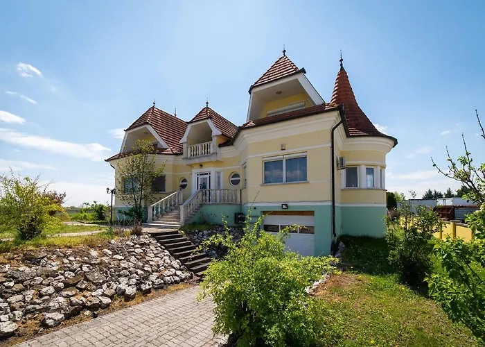 Elite Boutique Villa Oerkeny Orkeny photo
