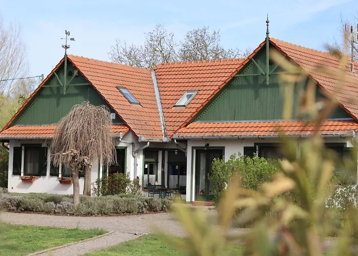 Franko Tanya Vendeghaz Villa Szarvas photo