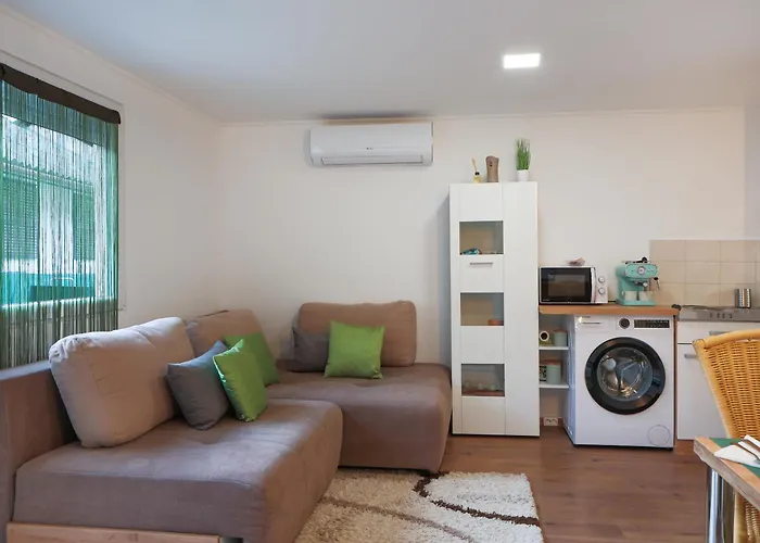 Gunaras Apartman Rt Dombóvár foto