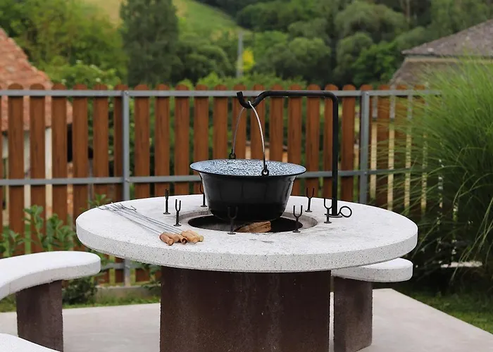 Panorama Vendeghaz Jasd 아파트 사진