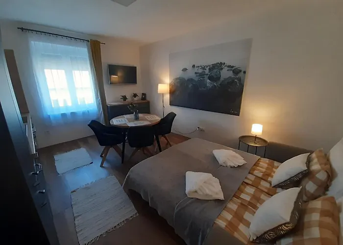 Apartmán Uj Kapu At The Danube Ráb fotorgafie