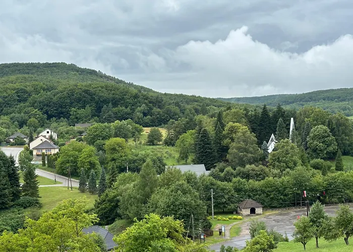 Majushegy Vendeghaz Daire Hollohaza fotoğrafı