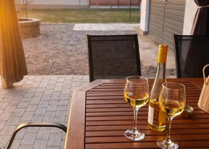 Grand Home Apartman Sárospatak képek