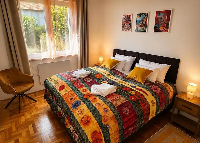 Solemente B & B Boutique Garden Escape Near Budapest - Sleeps 5 Budakalász foto
