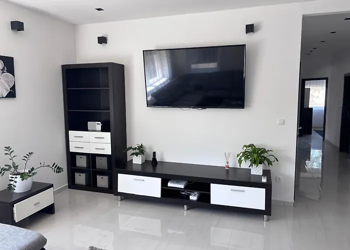 Nancy Apartment Gyor Mellett Borcs photo