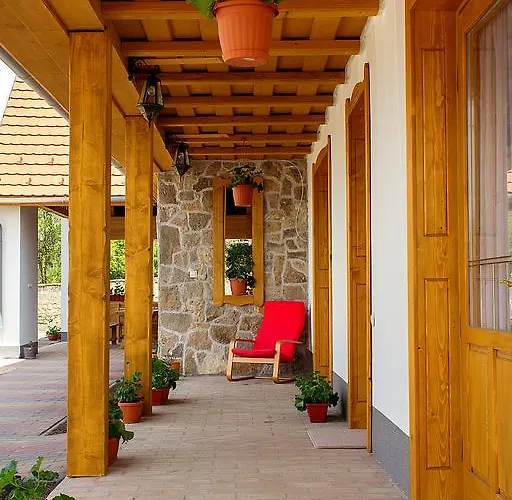 foto di Hotel Rozsa-Domb Vendeghaz Golop