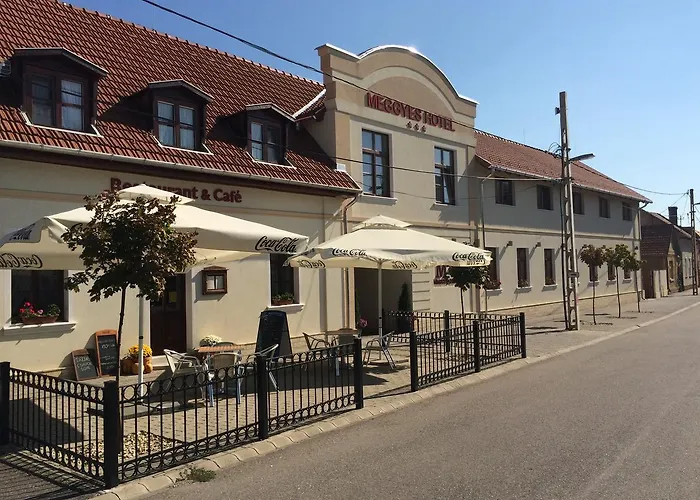 Meggyes Hotel Szerencs photo