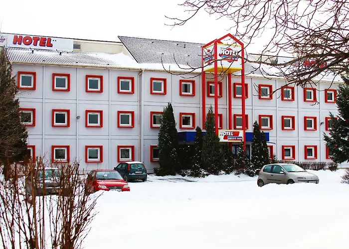 Drive Inn Hotel Torokbalint photo